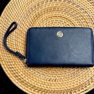 Tory Burch wristlet